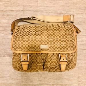 Coach Messenger Bag - Medium